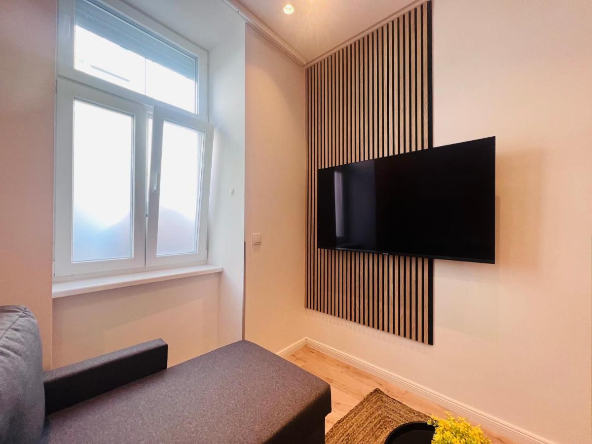 Zeus Design Apartment Schlosspark Schoenbrunn Wien Eksteriør billede