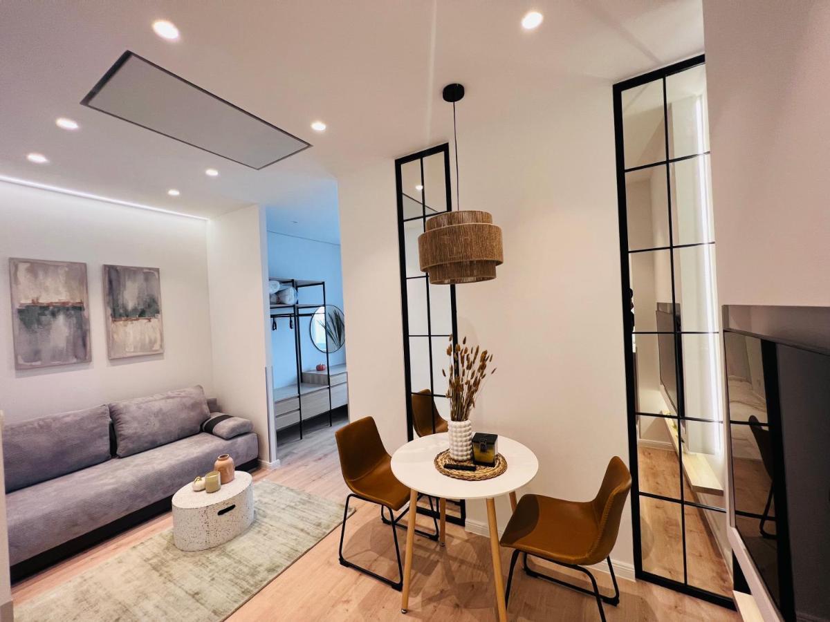 Zeus Design Apartment Schlosspark Schoenbrunn Wien Eksteriør billede